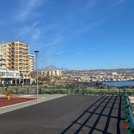Finestre Sul Mare Apartment คาตาเนีย ภายนอก รูปภาพ